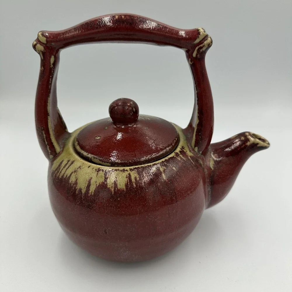 Designpac Ceramic Teapot Red Glaze Rustic Vtg Unique Collectible Signed A24A42‎